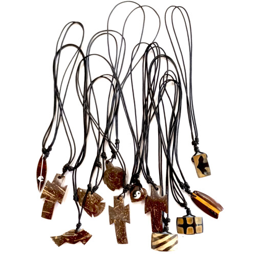 Přívěsek kokos na stavitelné šňůrce