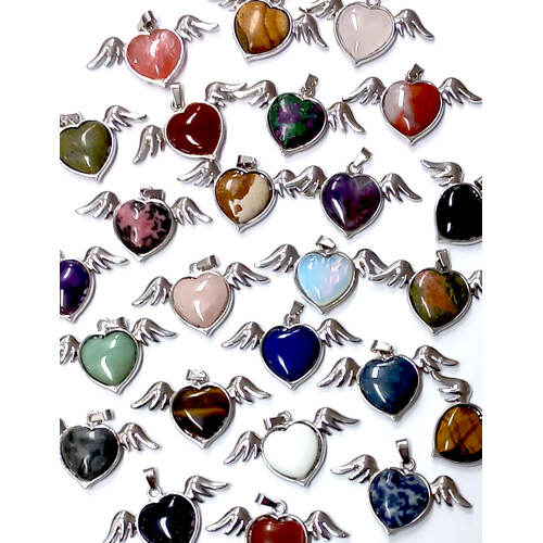 Přívěsek ,,andělská křídla'' s minerálem