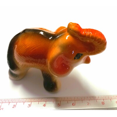 Keramika slon světle - hnědý (v.5cm )