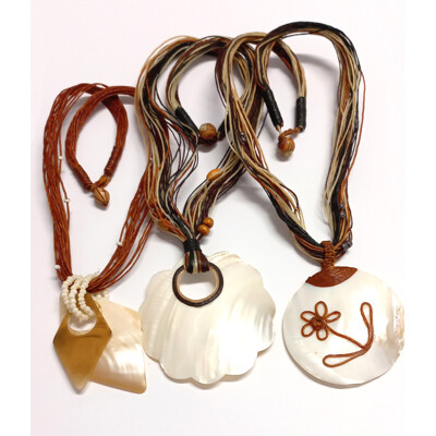 Náhrdelník perleť 01