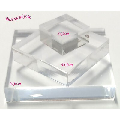 Podložka plexisklo 4 x 4cm