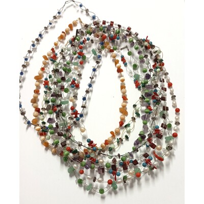 Náhrdelník kameny proplétaný