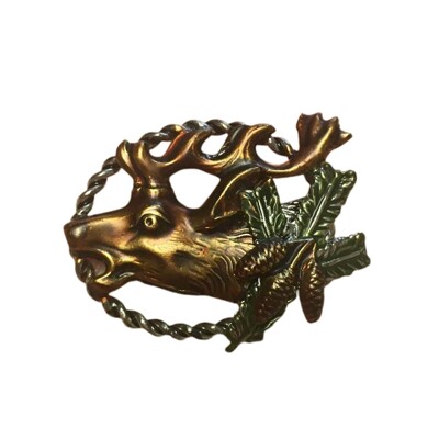 27. Hlava jelena, kruh, šišky - ručně barvené