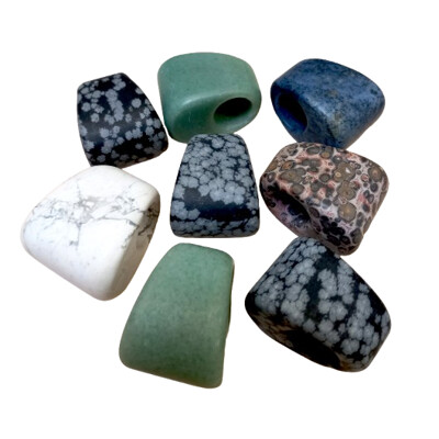 Kámen ve tvaru vrtaný 02